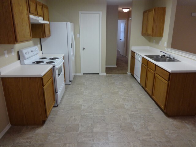 Foto del edificio - 1408 Windward Ln
