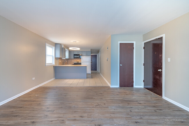 Building Photo - 2041 N 19th Ave