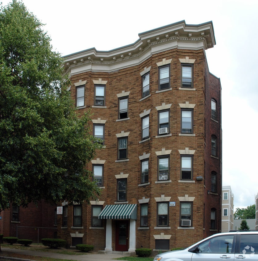 Primary Photo - 91-93 Belle St