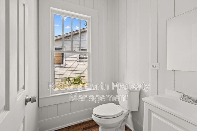 Foto del edificio - 1319 18th Way SW
