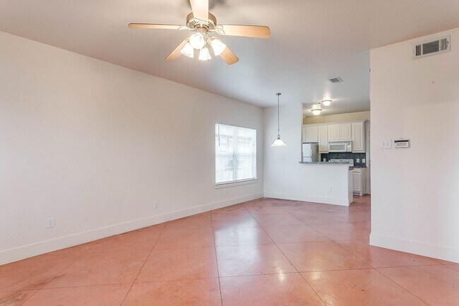 Building Photo - Wayside Duplex