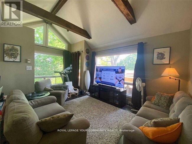 Building Photo - 70 Chavender Pl