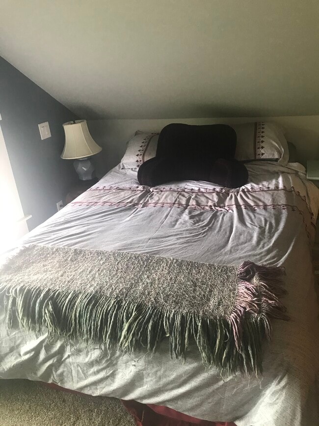 Queen size bed - 2102 S 8th St