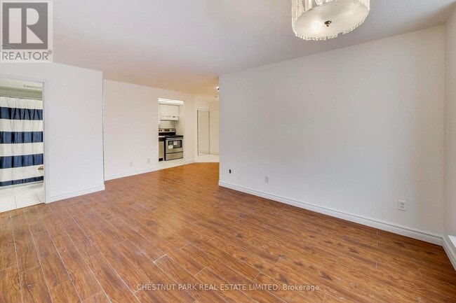 Building Photo - 40 Scollard St