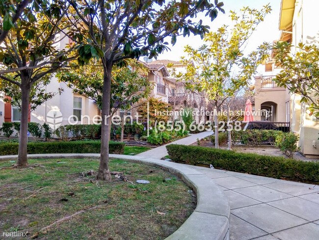 Building Photo - 2 br, 2 bath Condo - 406 Presidio St -