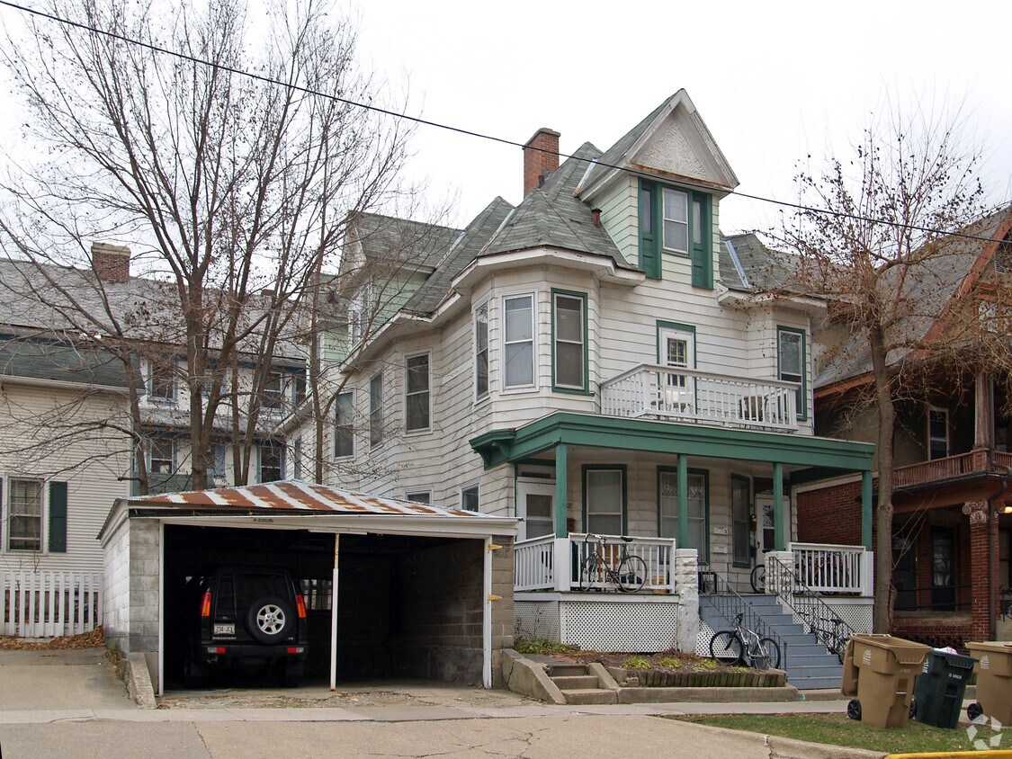 Primary Photo - 219 N Brooks St