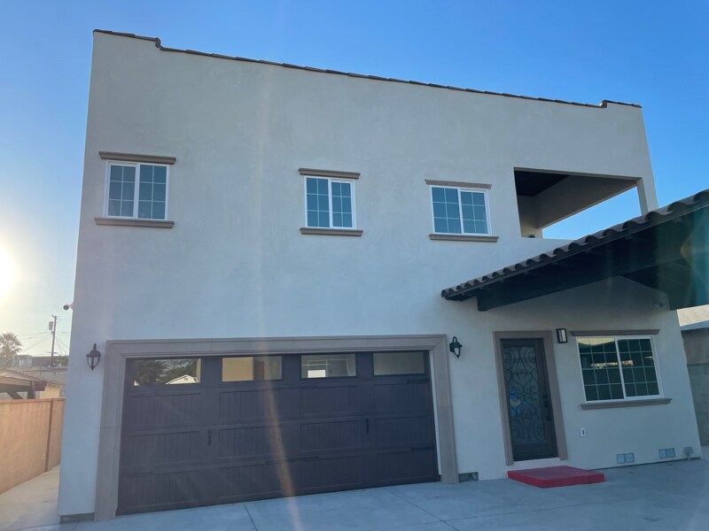 Primary Photo - 403 S Burris Ave