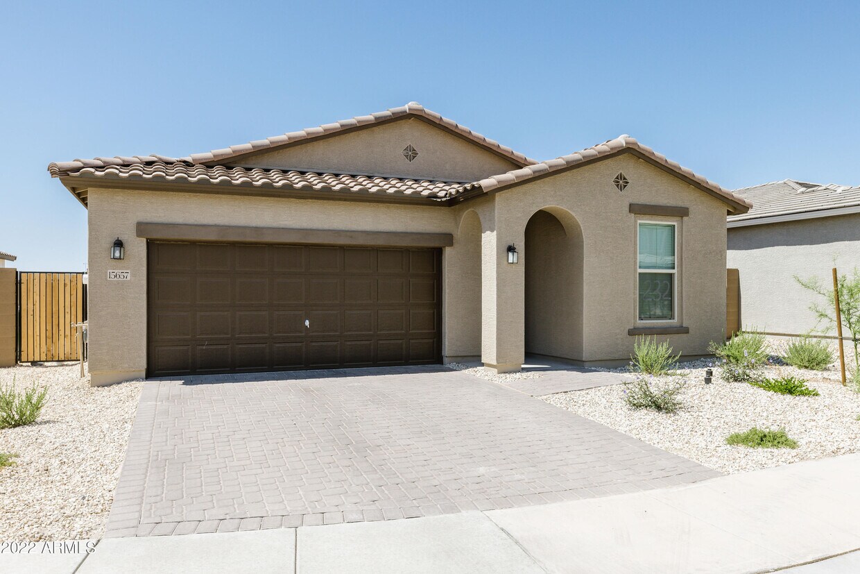 15657 W Jackson St, Goodyear, AZ 85338 House Rental in Goodyear, AZ