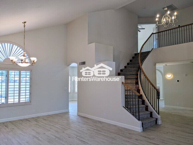 Building Photo - 6340 W Tonopah Dr