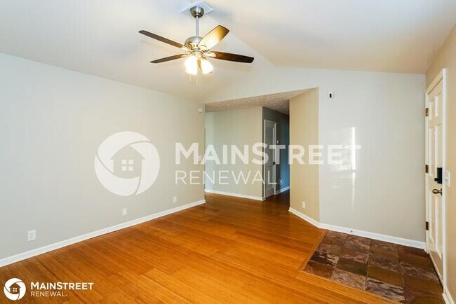 Foto del edificio - 408 AMQUIWOOD CT, MADISON, TN 37115