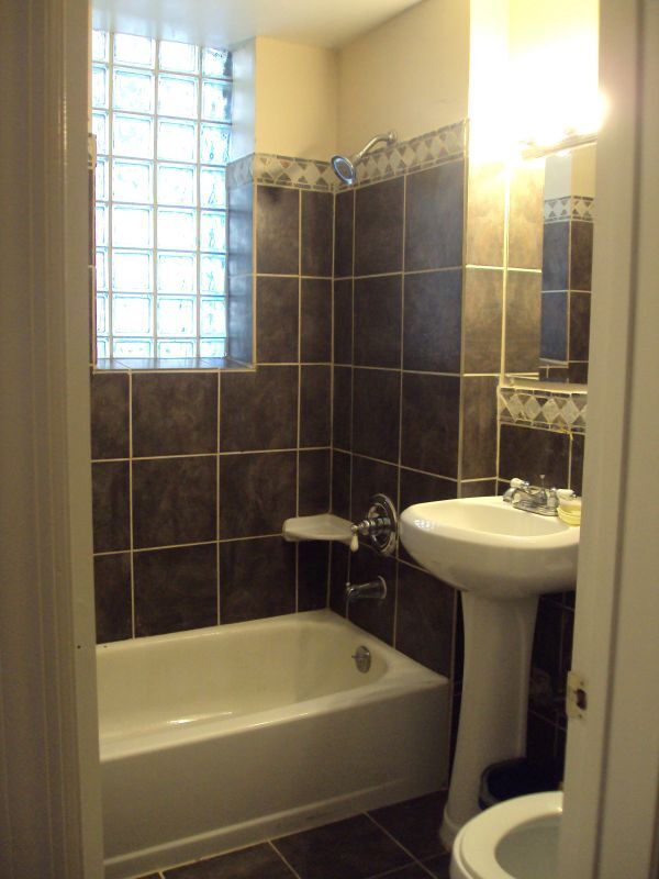 Bathroom - 2700 John F Kennedy Blvd