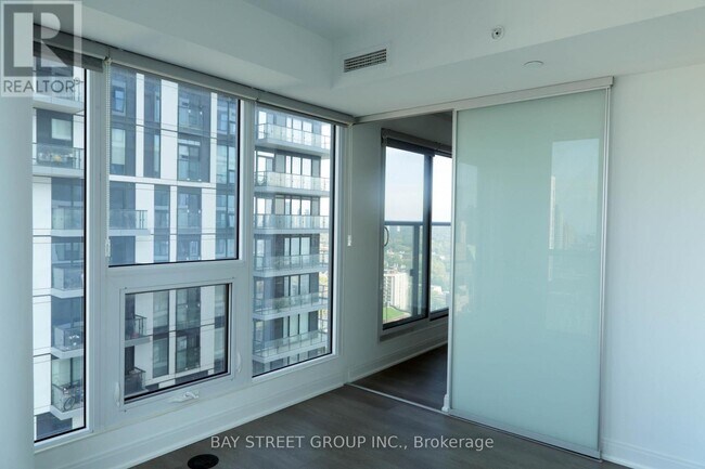 Building Photo - 181 Dundas St E