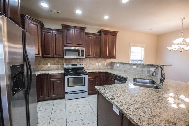 Foto del edificio - 3604 Langmead Dr