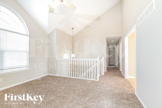 Building Photo - 706 Derby St