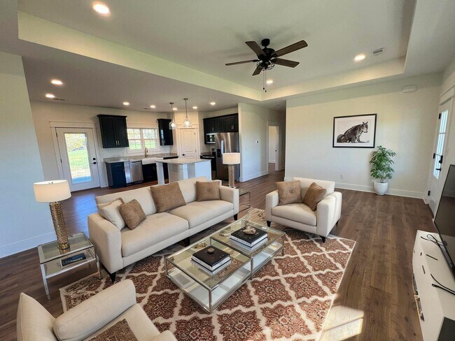 Foto del edificio - 308 Wolverine Way