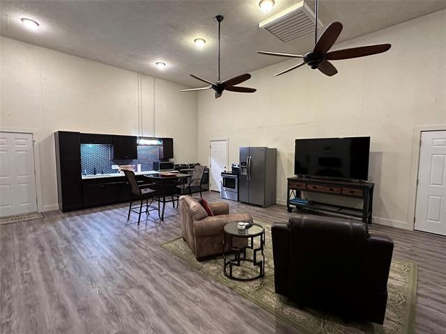 Building Photo - 102 Bentwood Ct