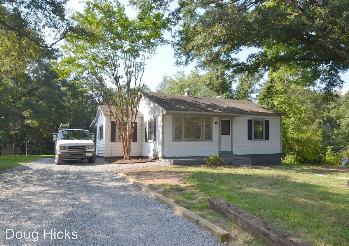 Primary Photo - 3 br, 1 bath House - 147 Madison Avenue NE