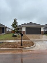 Building Photo - 2120 SE 90th St