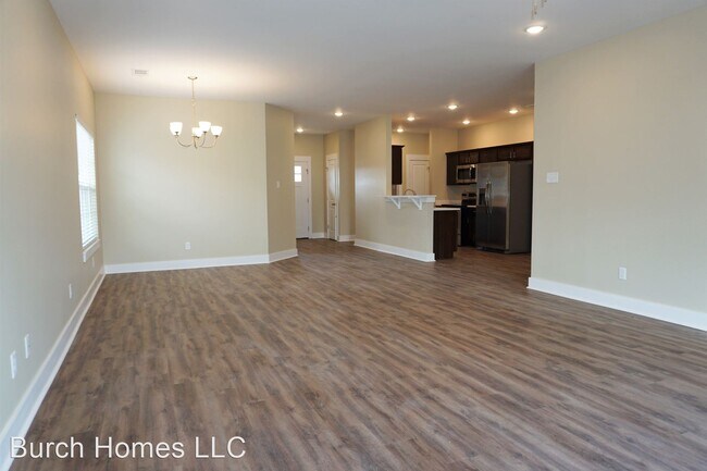 Building Photo - 4 br, 2 bath House - 3612 Red Maple Way