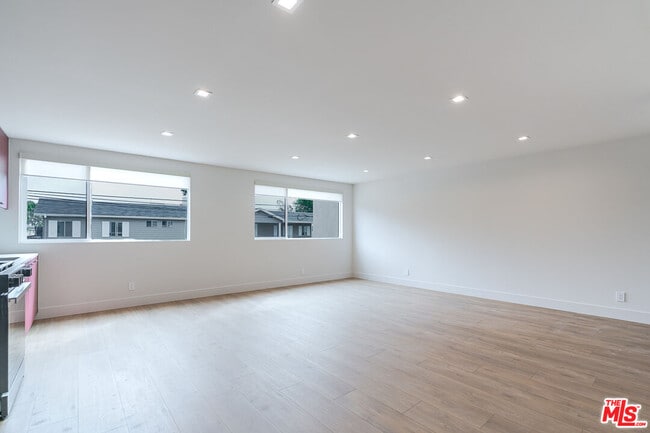 Foto del edificio - 12425 Texas Ave