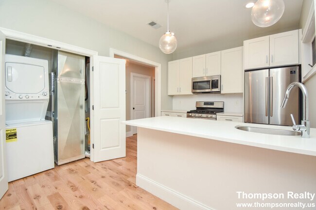 Foto del edificio - 1114 Saratoga St