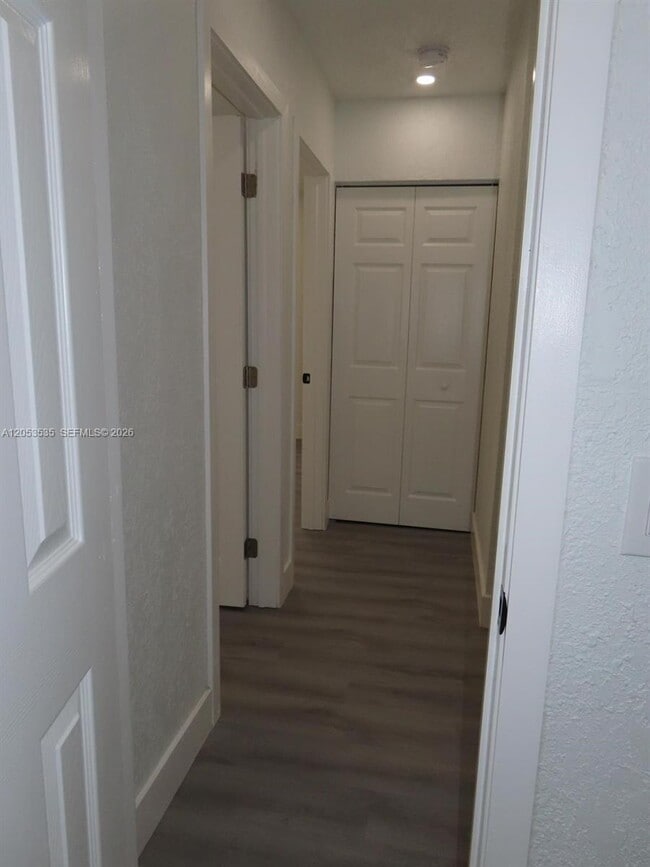Foto del edificio - 95 SW 17th Terrace