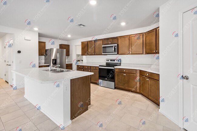 Building Photo - Gorgeous home- $500 off the 1st months rent