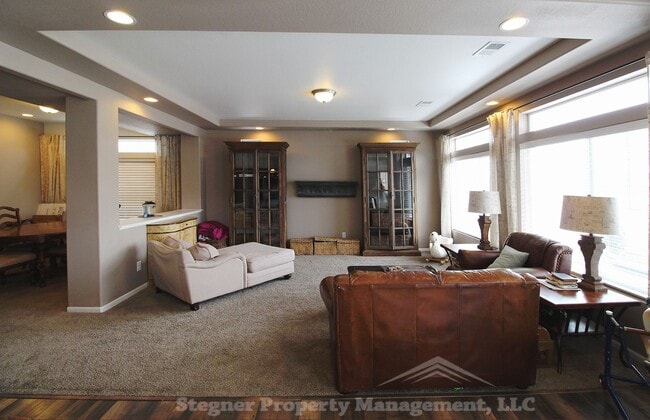 Building Photo - Beautiful Home in Johnstown