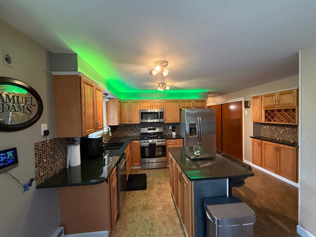 Foto del edificio - 6076 Smith Rd