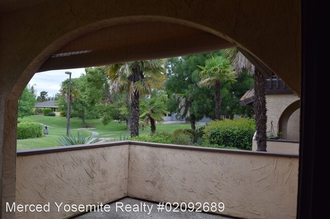 Foto del edificio - 2 br, 2 bath House - 3049 Summit Lane
