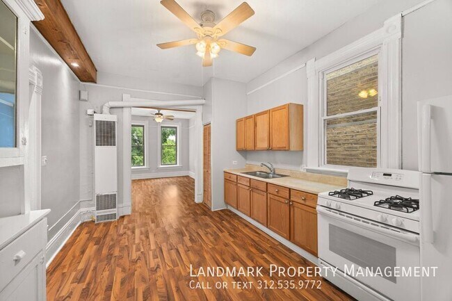 Foto del edificio - 1124 N Wolcott Ave