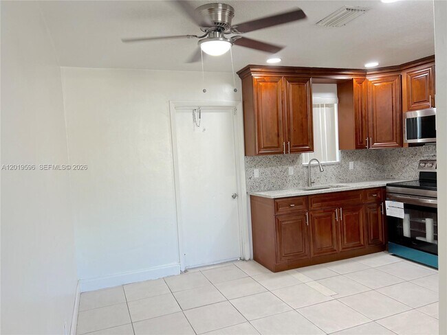 Foto del edificio - 1826 N 22nd Ave