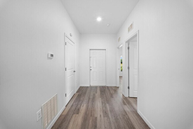 Foto del edificio - 26483-26483 Sandhill Blvd