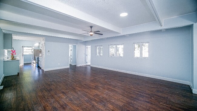 Foto del edificio - 3341 SW 26th St