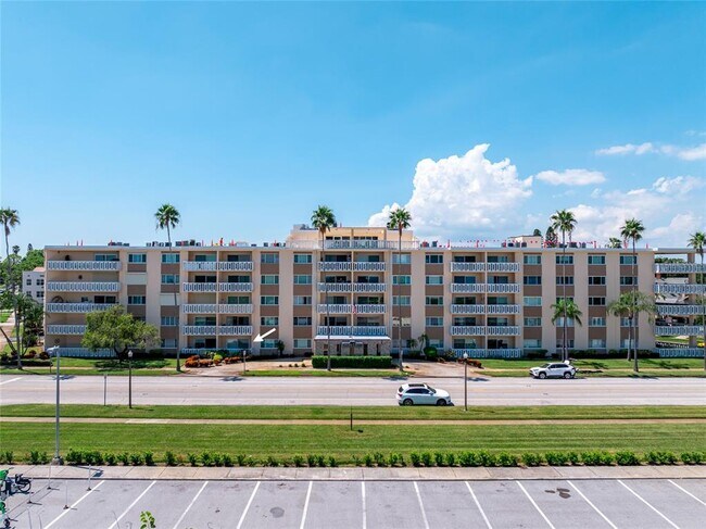 Foto del edificio - 1200 N Shore Dr NE