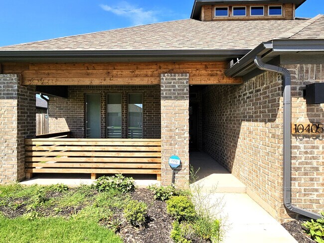 Foto del edificio - Gorgeous Luxury Home in Yukon, OK! HALF OF...