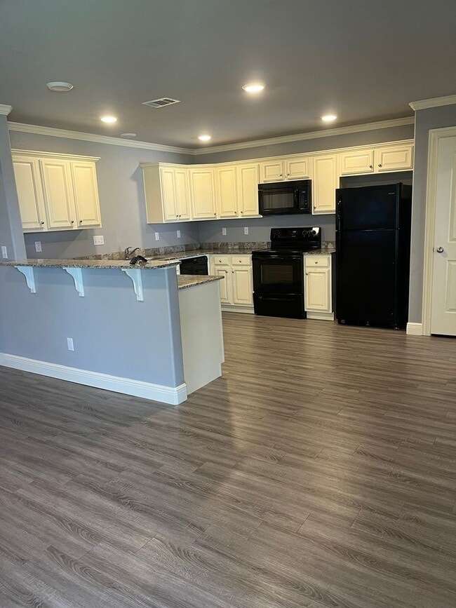Foto del edificio - 3 bedroom Duplex