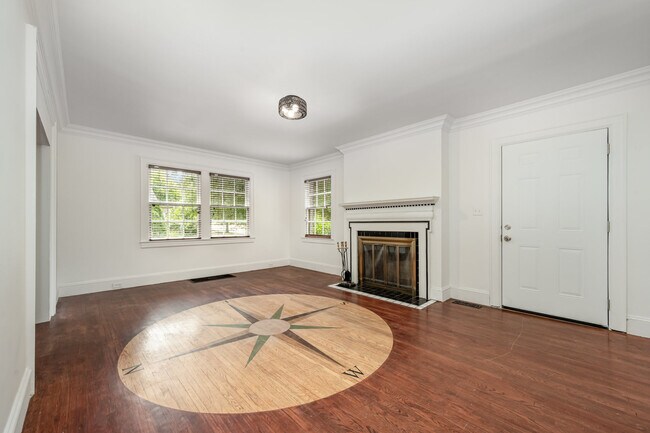 Foto del edificio - 2035 Chesterfield Ave