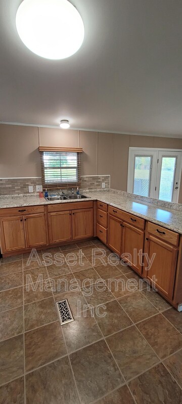 Foto del edificio - 2802 New Blockhouse Rd