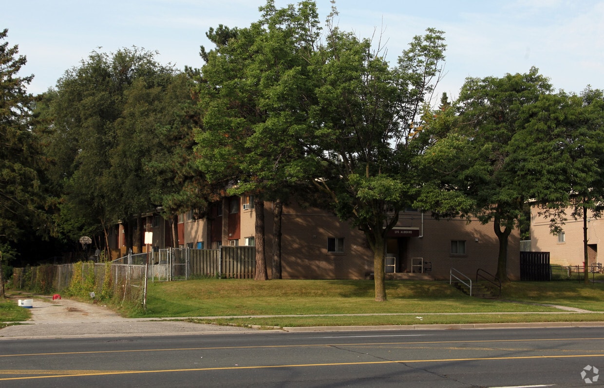 Building Photo - Albion Shendale