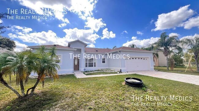 Foto del edificio - Spacious 4-Bedroom Home in Kissimmee!