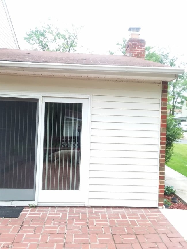 Building Photo - 8821 Winterbrook Rd