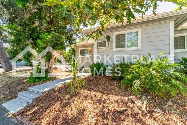 Foto del edificio - 4835 Colfax Ave