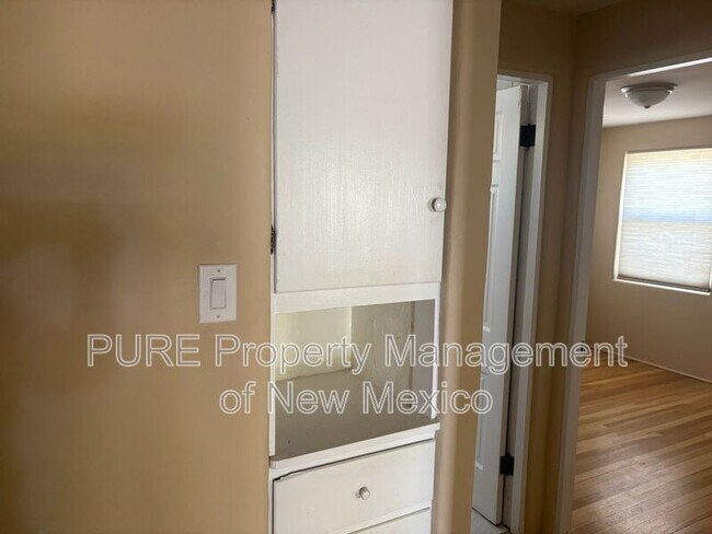 Foto del edificio - 3417 Marmac Ave NE