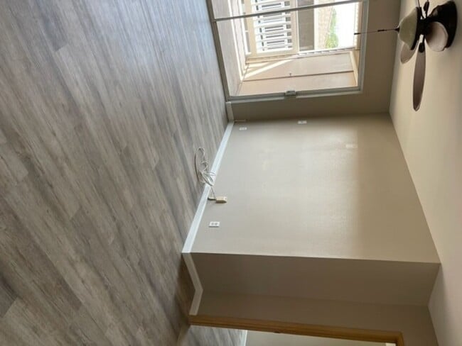 Building Photo - Kahului Ikena 3rd Floor, 2 bedroom/ 2 bathroom Apartment with Parking