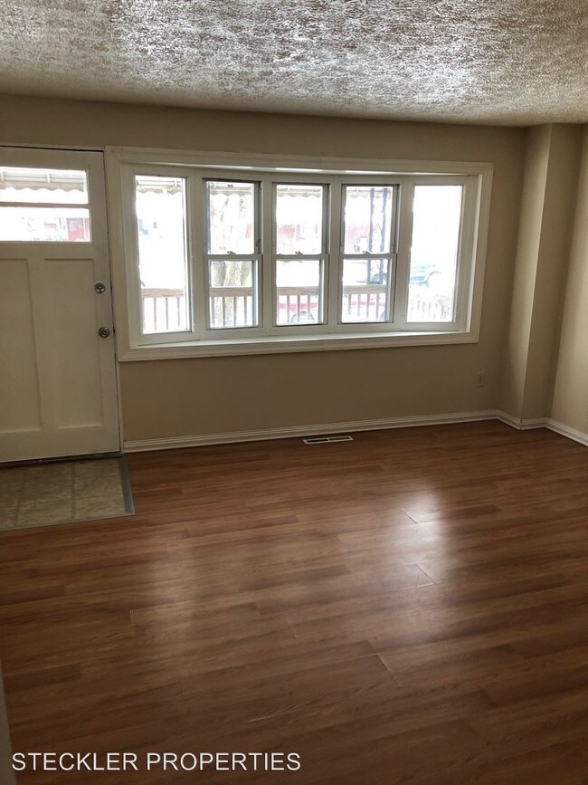 Building Photo - 3 br, 1.5 bath House - 8133 Mid Haven Road