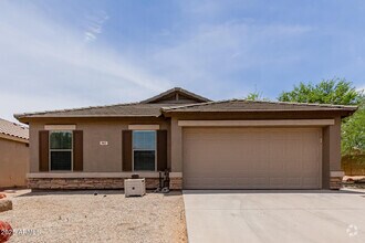 Building Photo - 983 E Palomino Way