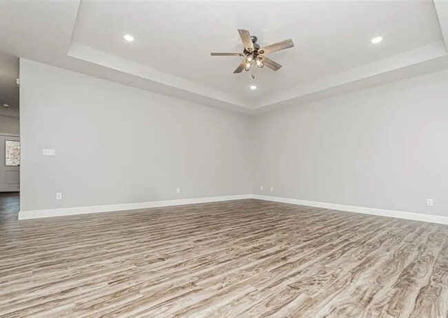 Building Photo - New Rental Available Late January – Beautiful 3 Bedroom Duplex