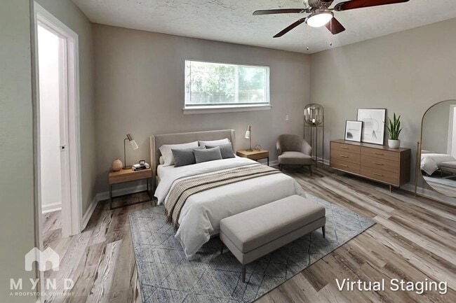 Building Photo - 8730 Valley Pond Ct