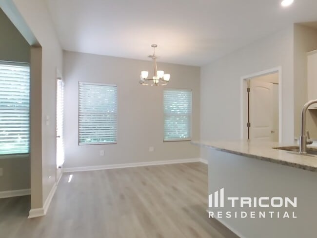 Building Photo - 252 Oaken Bucket Dr